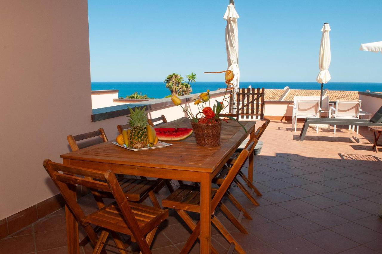Sunnyhomecefalu39 Buitenkant foto