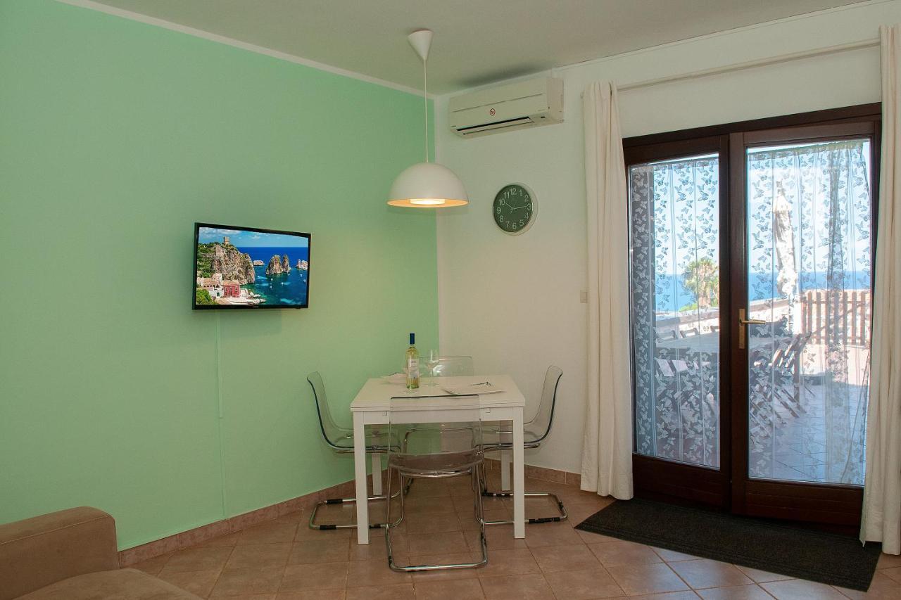 Sunnyhomecefalu39 Buitenkant foto