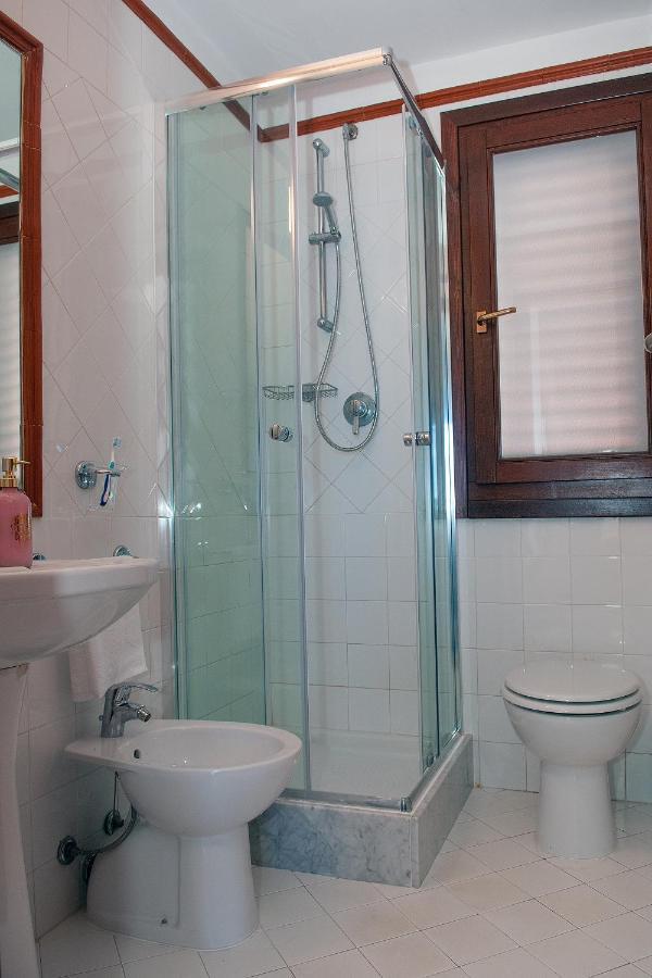 Sunnyhomecefalu39 Buitenkant foto